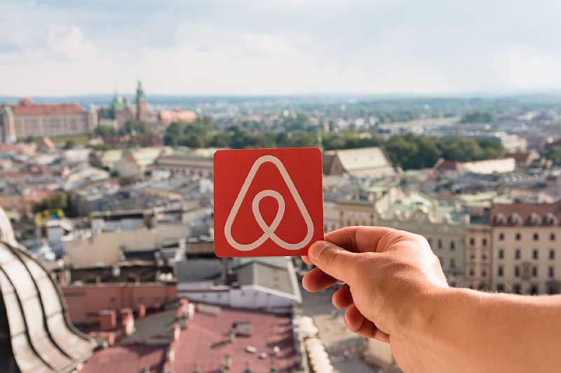 История успеха Airbnb: как заработать миллиарды долларов на сдаче жилья через интернет История успеха Airbnb: как заработать миллиарды долларов на сдаче жилья через интернет